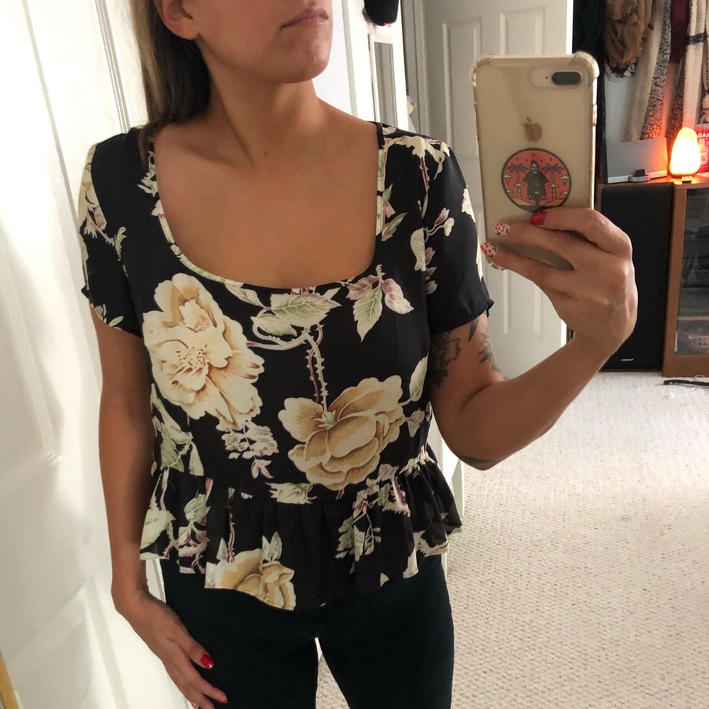 *SOLD* 
UO Open-Back Rose Peplum Top